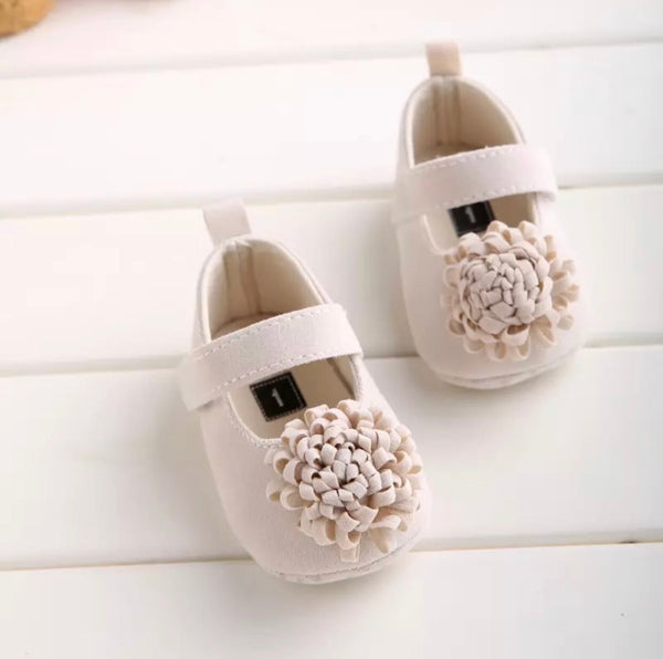 Pom Pom Shoes