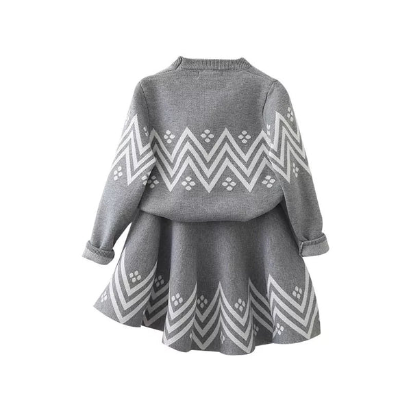 2 pcs Geometric Sweater & Skirt